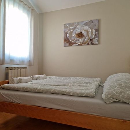 פורץ Apartment Karla מראה חיצוני תמונה
