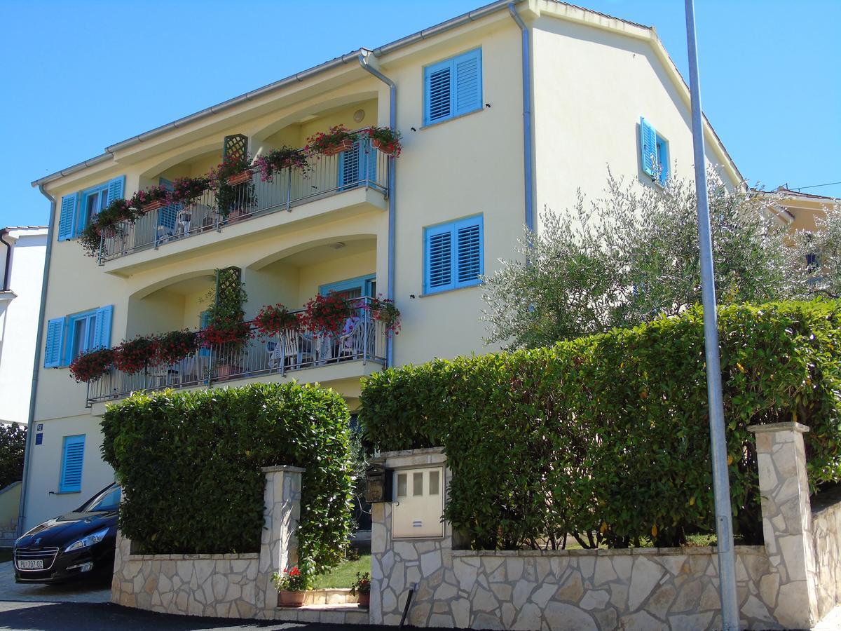 פורץ Apartment Karla מראה חיצוני תמונה
