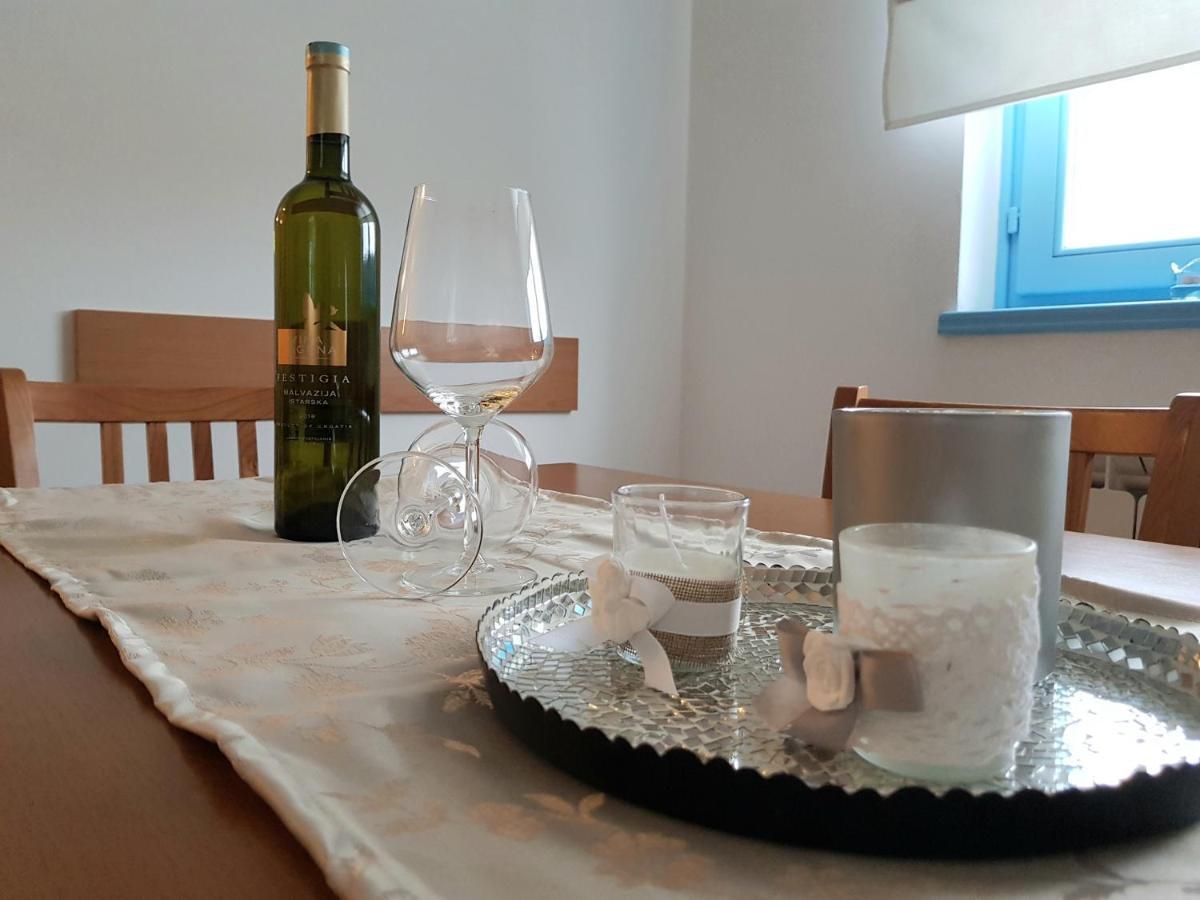 פורץ Apartment Karla מראה חיצוני תמונה